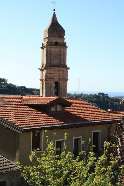 Il Merlo Della Rocca Villa Imperia Bilik gambar